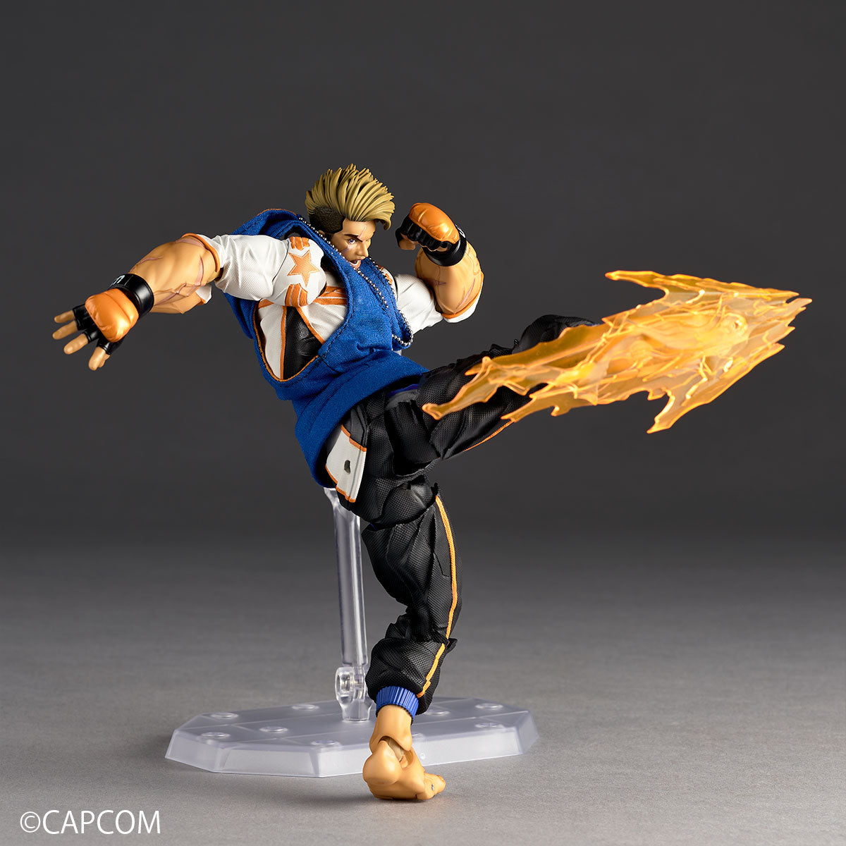 Pedido Figura Luke - Street Fighter 6 - Amazing Yamaguchi Revoltech marca Kaiyodo NR078 escala 1/12