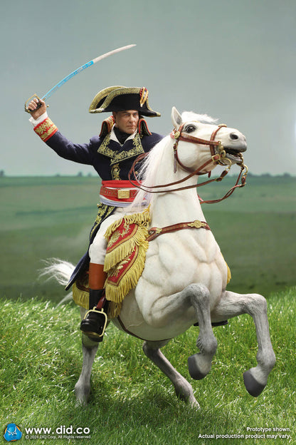 Preventa Figura Caballo de Guerra Blanco de Napoleón (Encabritado) marca DID E60078 escala 1/6