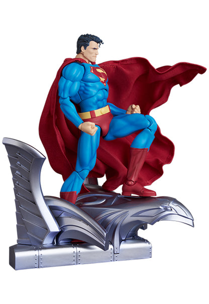 Preventa Figura Superman - Superman: For Tomorrow - MAFEX No. 317 marca Medicom Toy escala 1/12