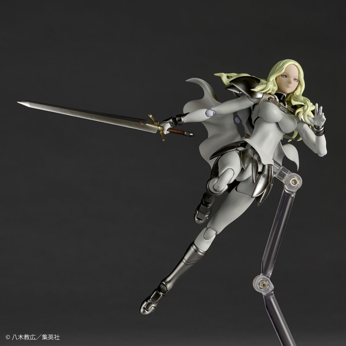 Preventa Figura Teresa - Claymore - Amazing Yamaguchi Revoltech marca Kaiyodo NR120 escala 1/12
