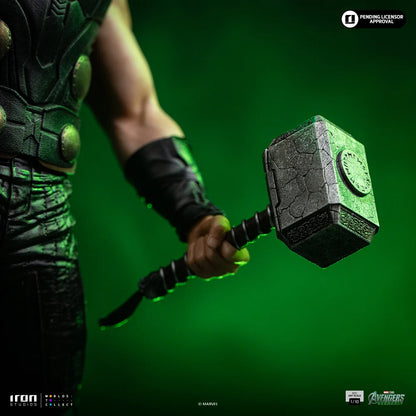 Preventa Estatua Thor - Avengers: Doomsday marca Iron Studios escala de arte 1/10