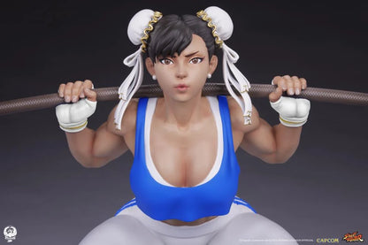 Preventa Estatua Chun-Li (Powerlifting Classic Version) - Street Fighter Premier Series marca PCS Collectibles escala 1/4