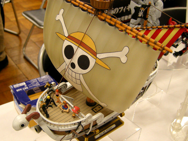 [EN STOCK] Model Kit Barco Going Merry - One Piece marca Bandai Namco (28 cm)