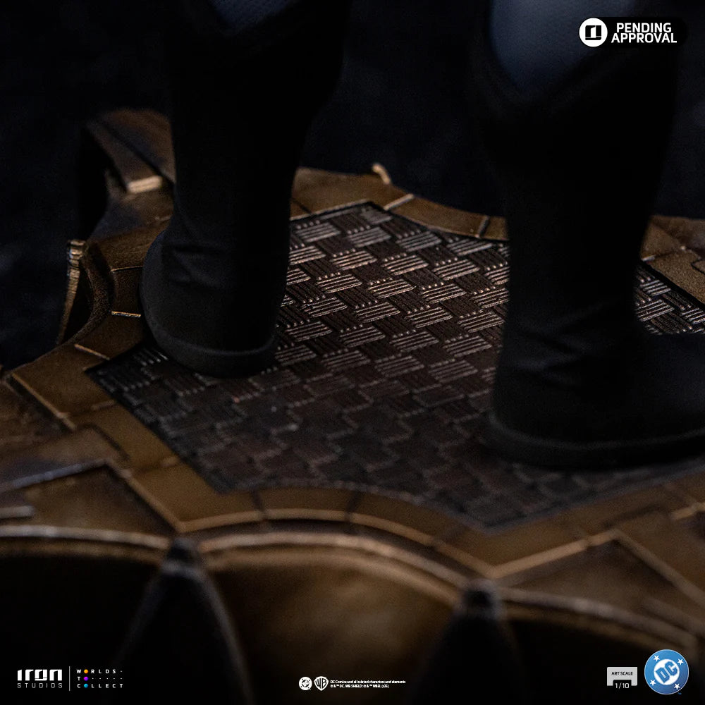 Preventa Estatua Absolute Batman - DC Comics marca Iron Studios escala de arte 1/10