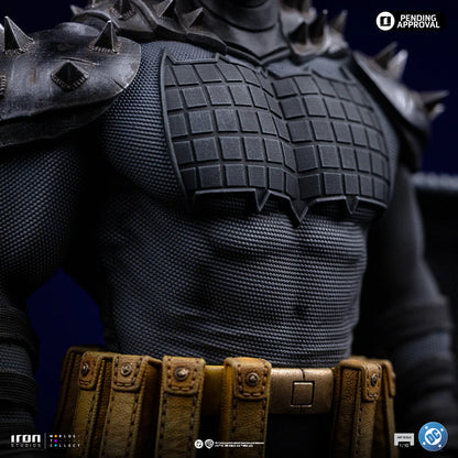 Preventa Estatua Absolute Batman - DC Comics marca Iron Studios escala de arte 1/10