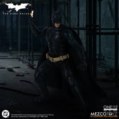 Preventa Figura Batman - The Dark Knight One:12 Collective marca Mezco Toyz escala 1/12