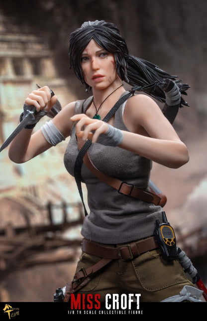 Preventa Figura Miss-Croft (Set con 2 cabezas) marca MTToys MTT022 escala 1/6