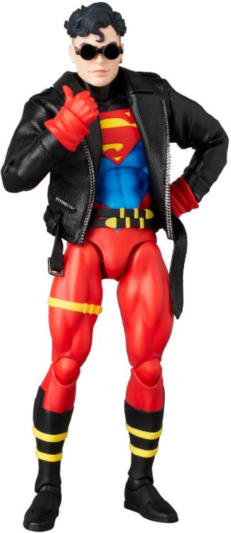 Preventa Figura Superboy - The Return of Superman - MAFEX marca Medicom Toy No.232 escala pequeña 1/12