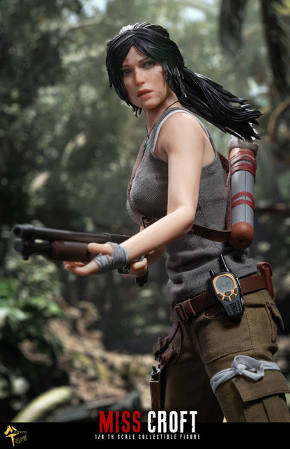 Preventa Figura Miss-Croft (Set con 2 cabezas) marca MTToys MTT022 escala 1/6
