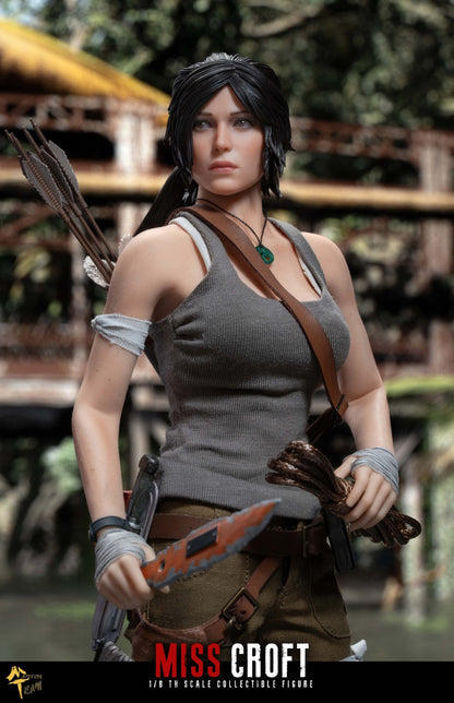 Preventa Figura Miss-Croft (Set con 2 cabezas) marca MTToys MTT022 escala 1/6
