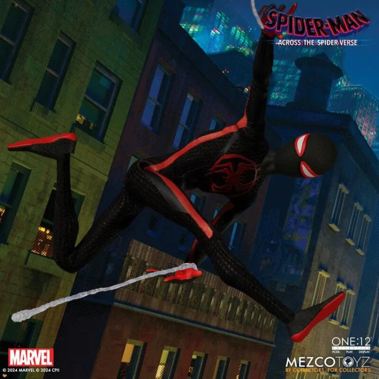 Preventa Figura Miles Morales - Spider-Man: Across the Spider-Verse - One:12 Collective marca Mezco Toyz 76631 escala pequeña 1/12