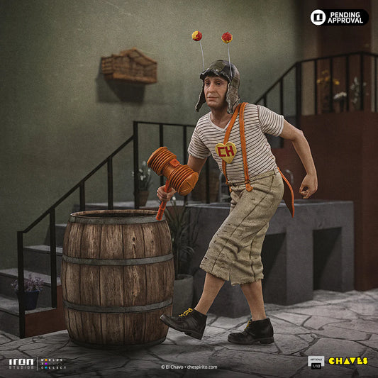 Preventa Estatua El Chavo (version Chapulín Colorado) - El Chavo del Ocho marca Iron Studios escala de arte 1/10