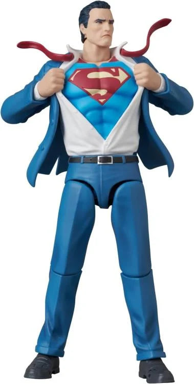 Preventa Figura Clark Kent - Batman: Hush - MAFEX No. 300 marca Medicom Toy escala 1/12