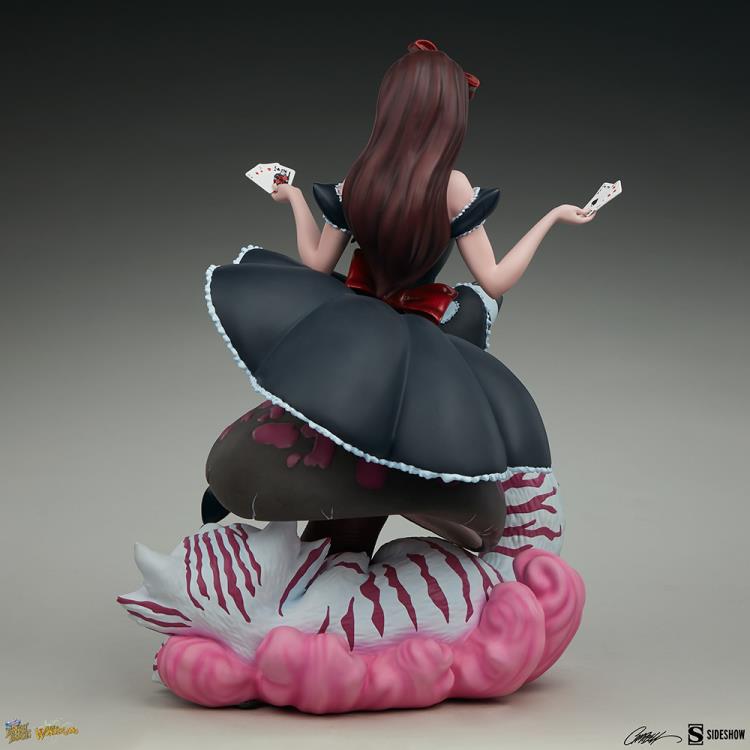 Pedido Estatua Alice in Wonderland (Game of Hearts Edition) - Fairytale Fantasies Collection marca Sideshow Collectibles sin escala (34.29 cm)