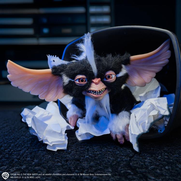 Preventa Figura Mohawk Mogwai - Gremlins 2: The New Batch - Prop Replica marca Trick or Treat Studios escala real 1/1