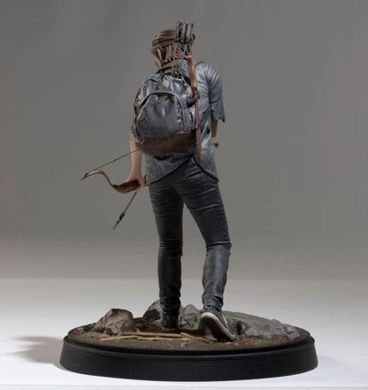 Pedido Estatua Ellie con arco - The Last of Us Part II marca Dark Horse escala (20 cm)