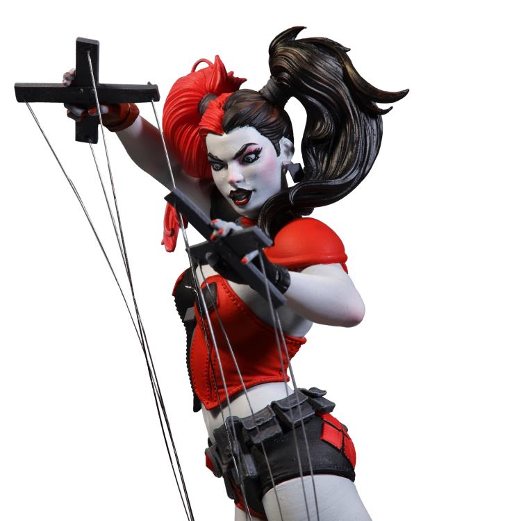 Pedido Estatua Harley Quinn (Emanuela Lupacchino version) (Resina) - Red, White & Black - DC Comics marca McFarlane Toys x DC Direct escala 1/10