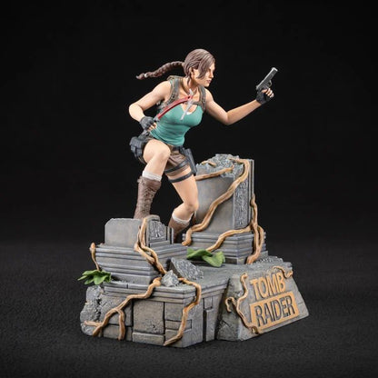Pedido Estatua Lara Croft - Tomb Raider marca Dark Horse escala (24 cm)