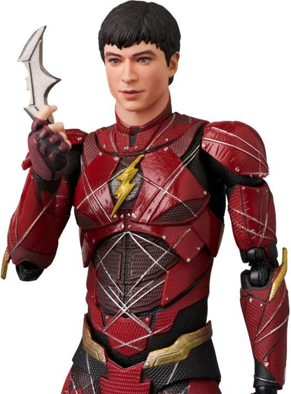 Preventa Figura The Flash - Zack Snyder's Justice League - MAFEX marca Medicom Toy No.243 escala pequeña 1/12