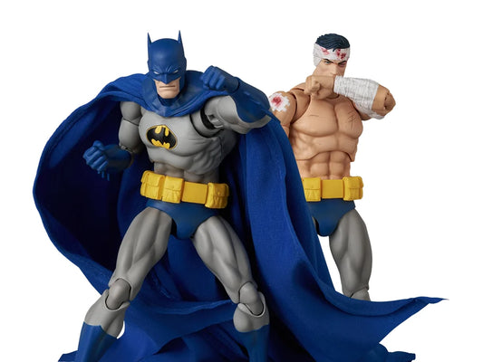 Preventa Figura Batman (Recollection Blue version) - DC Comics MAFEX No.333 marca Medicom Toy escala 1/12