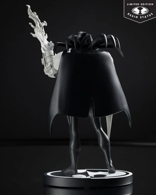 Pedido Estatua Azrael (Joe Quesada version) - Batman: Black & White - Limited Edition marca McFarlane Toys x DC Direct escala 1/10