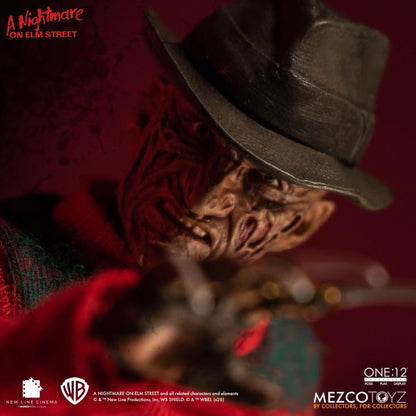 Pedido Figura Freddy Krueger: A Nightmare on Elm Street - One:12 Collective marca Mezco Toyz 77390 escala 1/12
