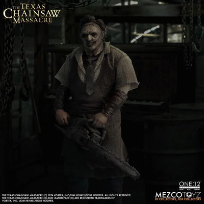 Pedido Figura  Leatherface - The Texas Chainsaw Massacre (2003) - One:12 Collective marca Mezco Toyz 77526 escala 1/12