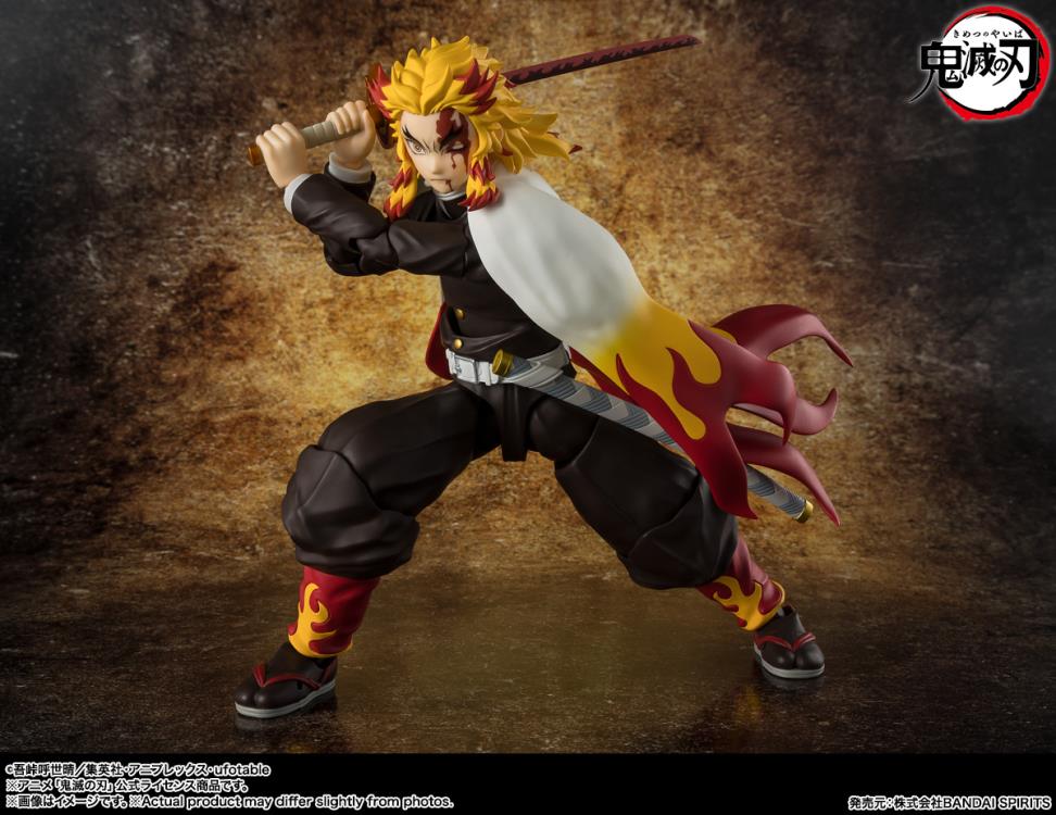 Pedido Figura Kyojuro Rengoku - Demon Slayer: Kimetsu no Yaiba - S.H.Figuarts marca Bandai Spirits escala pequeña 1/12