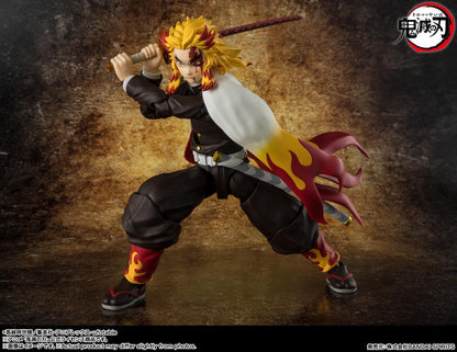 Pedido Figura Kyojuro Rengoku - Demon Slayer: Kimetsu no Yaiba - S.H.Figuarts marca Bandai Spirits escala pequeña 1/12