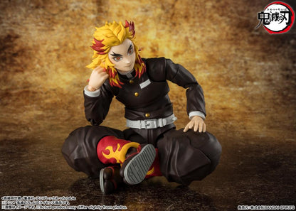 Pedido Figura Kyojuro Rengoku - Demon Slayer: Kimetsu no Yaiba - S.H.Figuarts marca Bandai Spirits escala pequeña 1/12