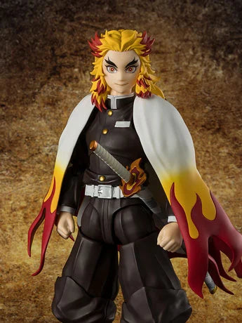 Pedido Figura Kyojuro Rengoku - Demon Slayer: Kimetsu no Yaiba - S.H.Figuarts marca Bandai Spirits escala pequeña 1/12