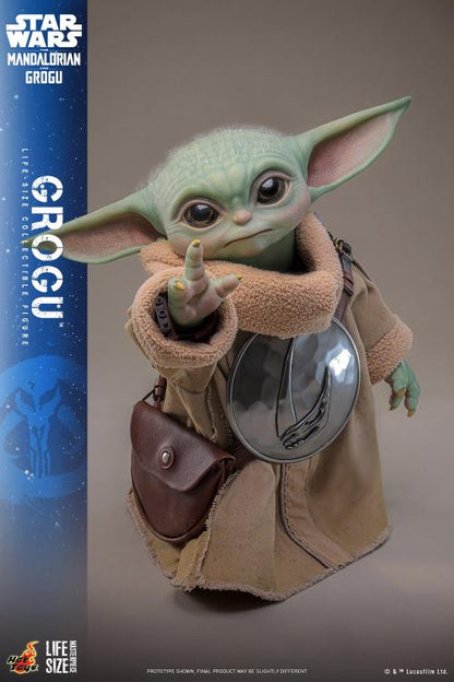 Preventa Figura GROGU (Tamaño real) - Star Wars: The Mandalorian & Grogu marca Hot Toys LMS016 escala real 1/1