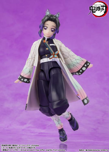 Pedido Figura Shinobu Kocho - Demon Slayer: Kimetsu no Yaiba - S.H.Figuarts marca Bandai Spirits escala pequeña 1/12