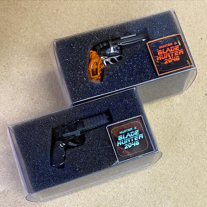 Pedido Accesorio Pistolas Hunter D y K (2 versiones) marca Supermad Toys escala 1/6