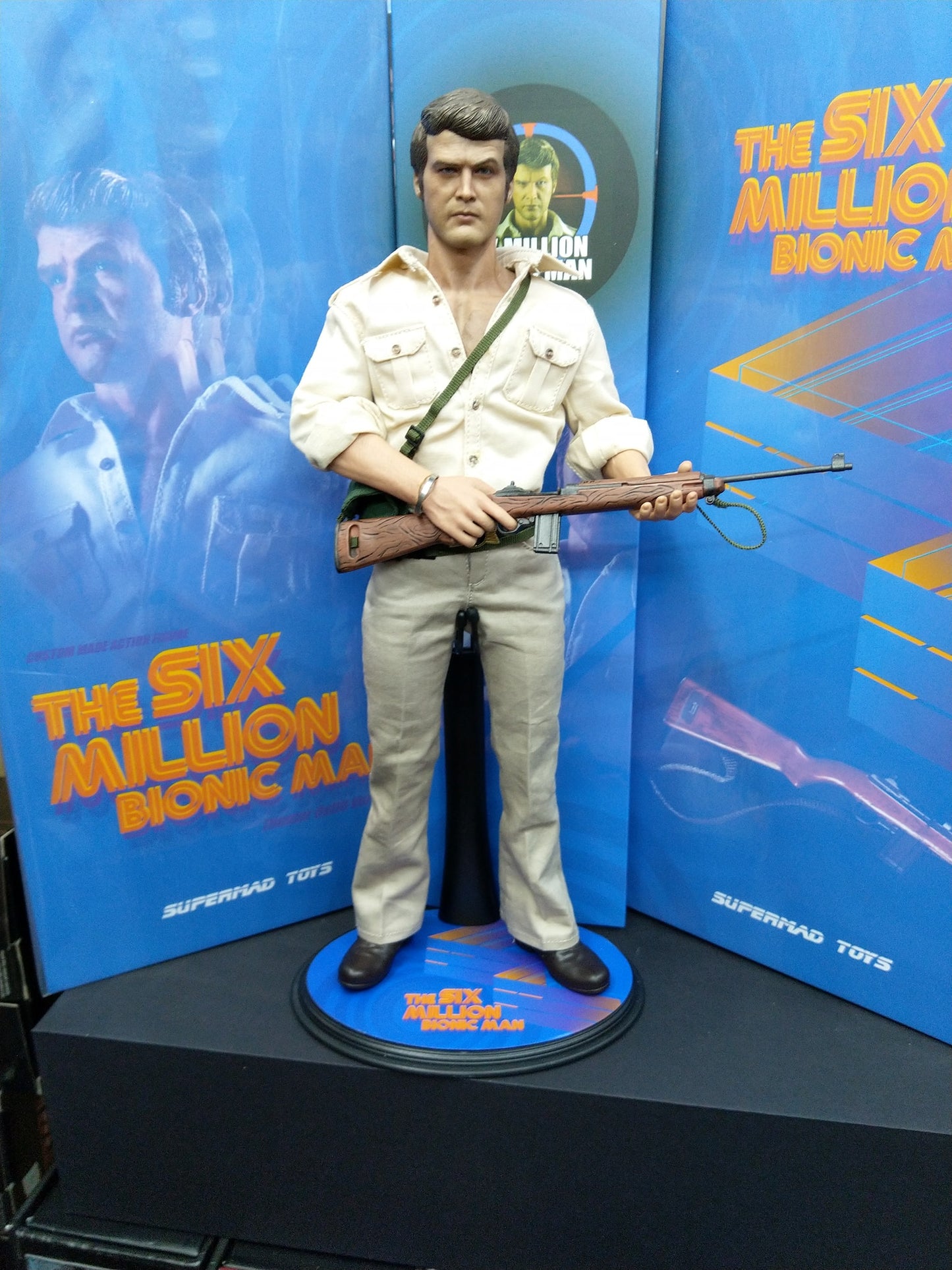 Pedido Figura Six Million Bionic Man (Hunter Outfit Version) marca Supermad Toys escala 1/6