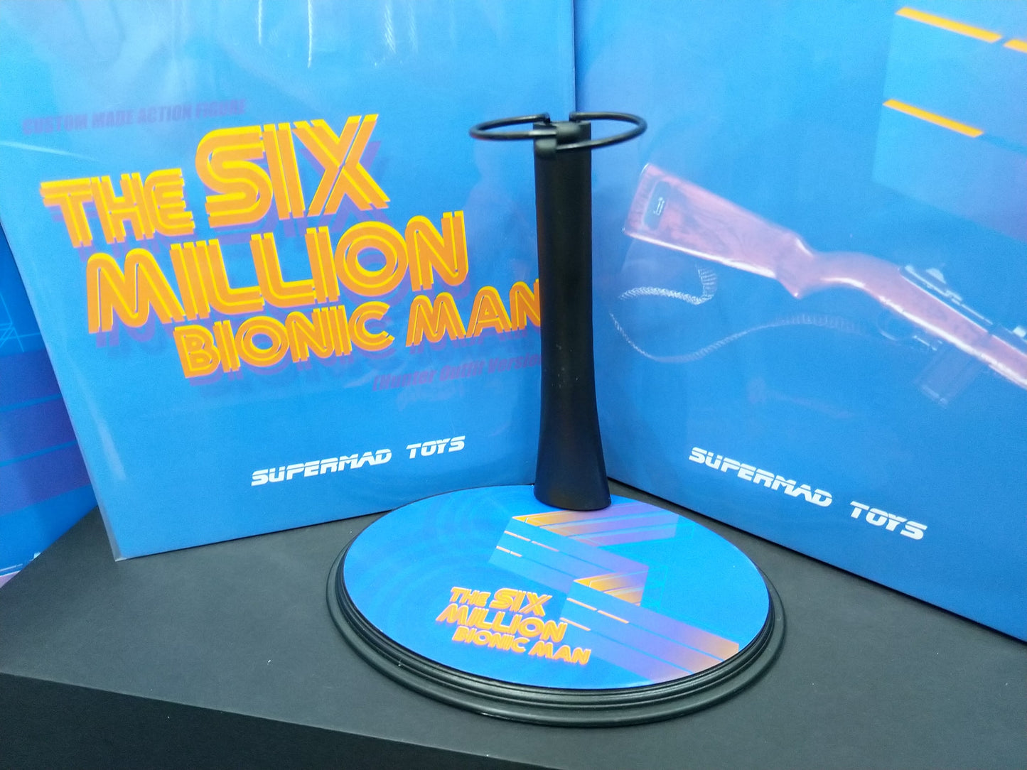 Pedido Figura Six Million Bionic Man (Hunter Outfit Version) marca Supermad Toys escala 1/6