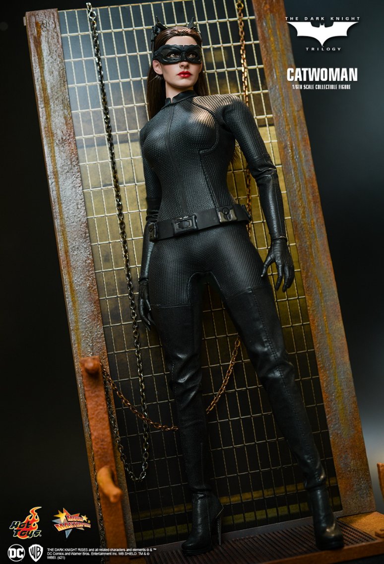 Preventa Figura Catwoman - The Dark Knight Trilogy marca Hot Toys MMS627 escala 1/6