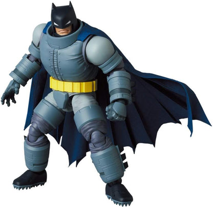 Pedido Figura Armored Batman - Batman: The Dark Knight Returns - MAFEX marca Medicom Toy No.146 escala pequeña 1/12