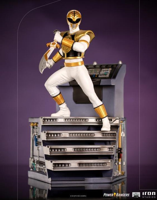 Preventa Estatua White Ranger - Mighty Morphin Power Rangers - Battle Diorama Series (BDS) - marca Iron Studios escala de arte 1/10