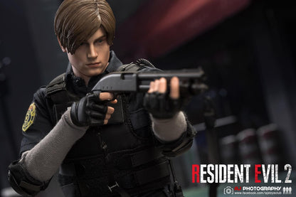 Pedido Figura Leon S. Kennedy de Resident Evil 2 marca Damtoys DMS030 escala 1/6