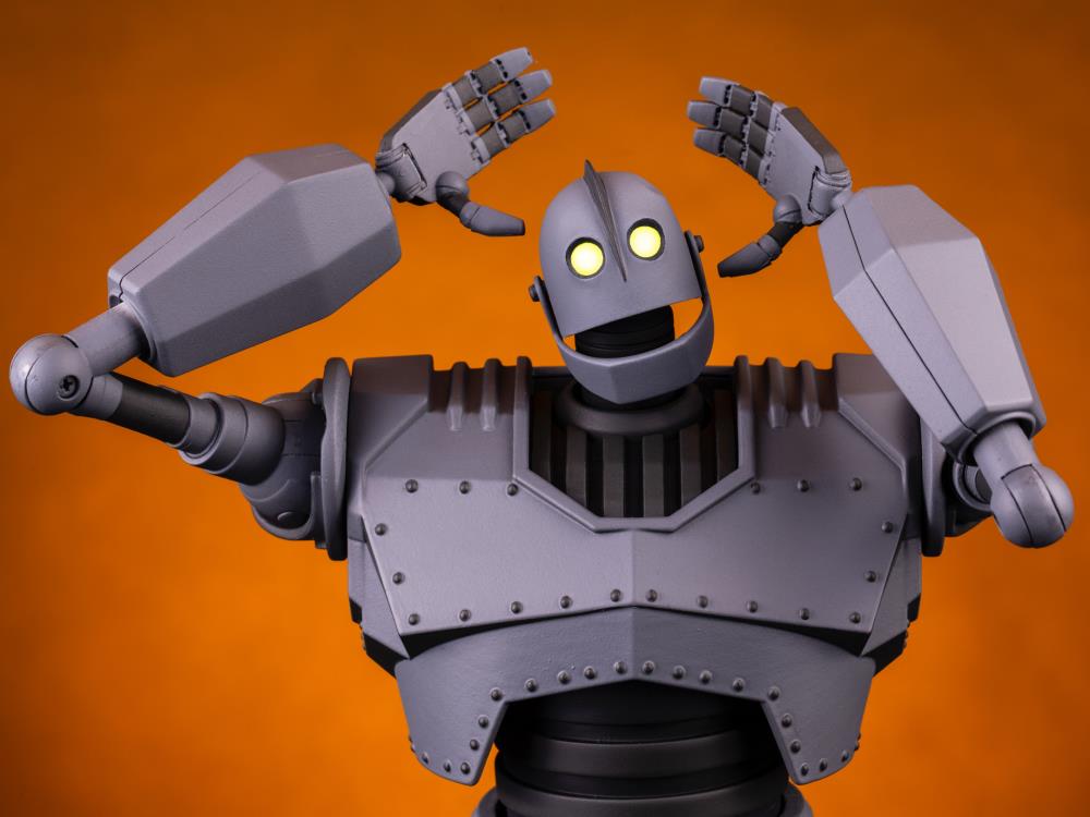 Pedido Figura Robot Iron Giant marca Mondo de 12 pulgadas