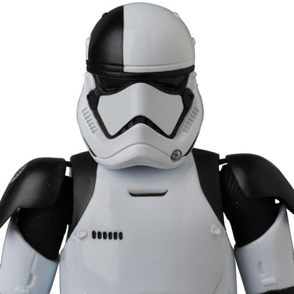 Pedido Figura First Order Stormtrooper Executioner - Star Wars: The Last Jedi - MAFEX marca Medicom Toy No.069 escala pequeña 1/12